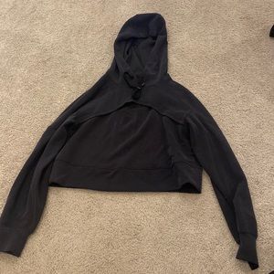 LULULEMON cropped sweatshirt